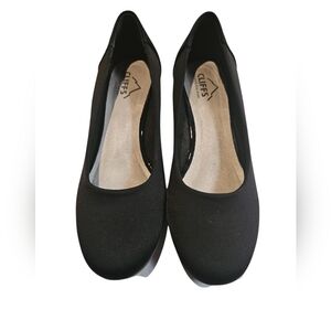 CLIFF BY WHITE MOUNTAIN Women's Black Wedge Shoes SIZE 6.5